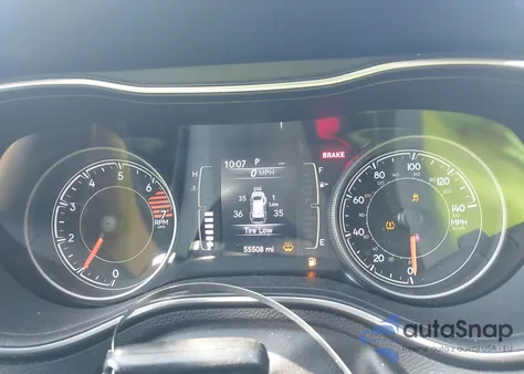 2019 Jeep Cherokee Altitude Fwd from USA, damaged, VIN 1C4PJLLB0KD411789